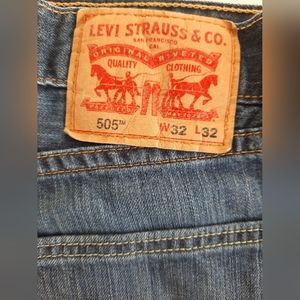 Men's Levi 505 Dark Wash